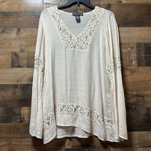 Living doll Los Angeles long sleeve pullover size XL blouse.